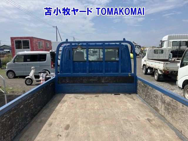 2015 Toyota Dyna Wキャブ 4WD auction photo 17