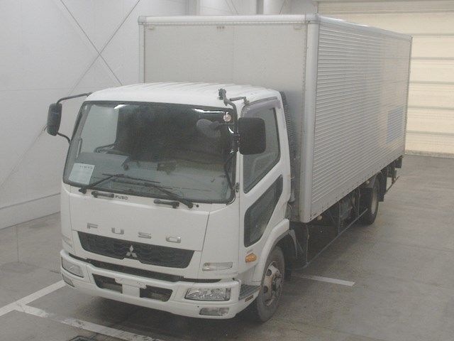 Japan Auction Vehicles 10 2012 Mitsubishi Fuso Fighter Van auction photo