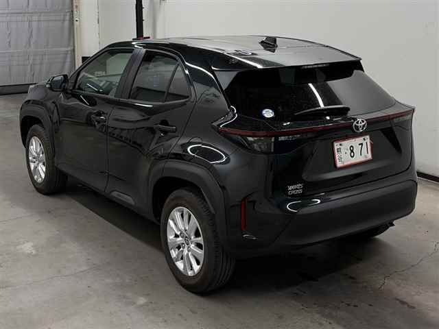2023 Toyota Yaris Cross G auction photo 2