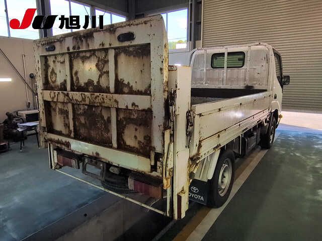 2015 Toyota ダイナ150 ロングシングルジャストローパワーリフト auction photo 2