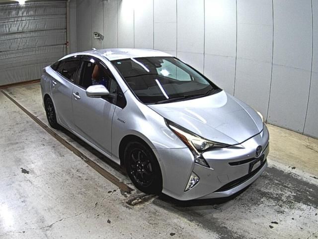 2015 Toyota Prius A Japan auction vehicle