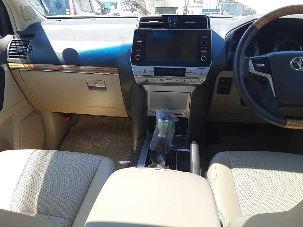2021 Toyota Land Cruiser Prado TX Lパッケージ 4WD auction photo 9