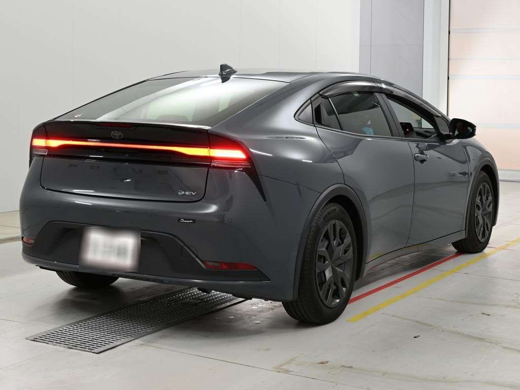 2023 Toyota Prius G auction photo 2