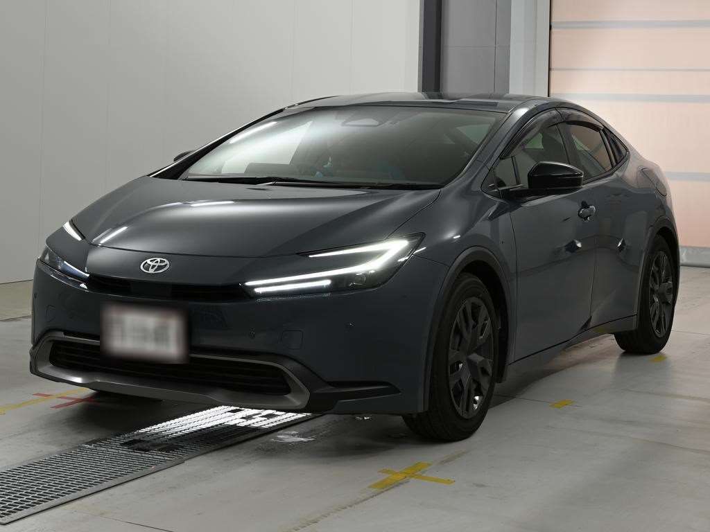 2023 Toyota Prius G Japan auction vehicle