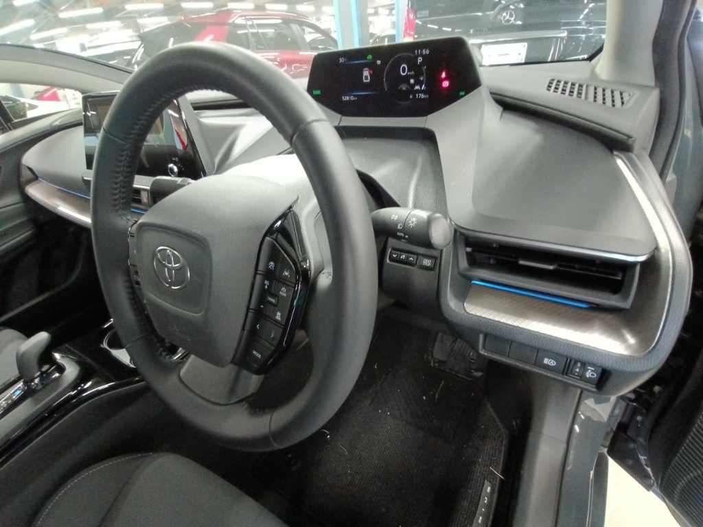 2023 Toyota Prius G auction photo 9