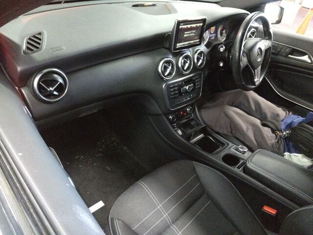 2014 Mercedes-Benz A-Class A180 auction photo 3