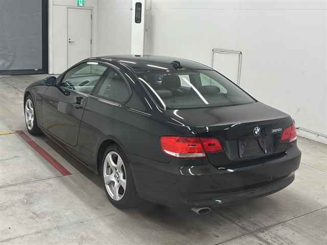 2009 BMW BMW3シリーズクーペ 320i Coupe auction photo 2