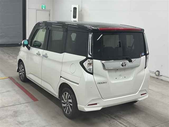 2021 Toyota Roomy カスタムG auction photo 2
