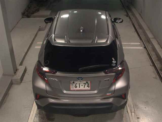 2017 Toyota C-HR G auction photo 7