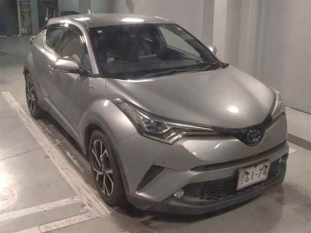 Japan Auction Vehicles 12 2017 Toyota C-HR G auction photo