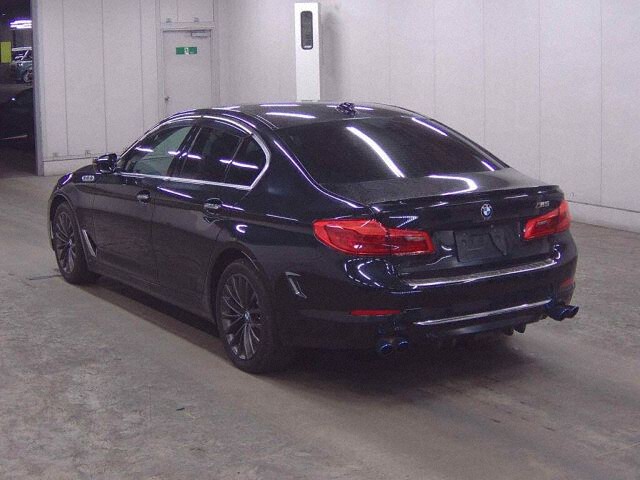 2017 BMW 5 Series auction photo 2