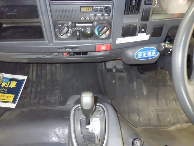 2013 Isuzu Elf Flatbed auction photo 8