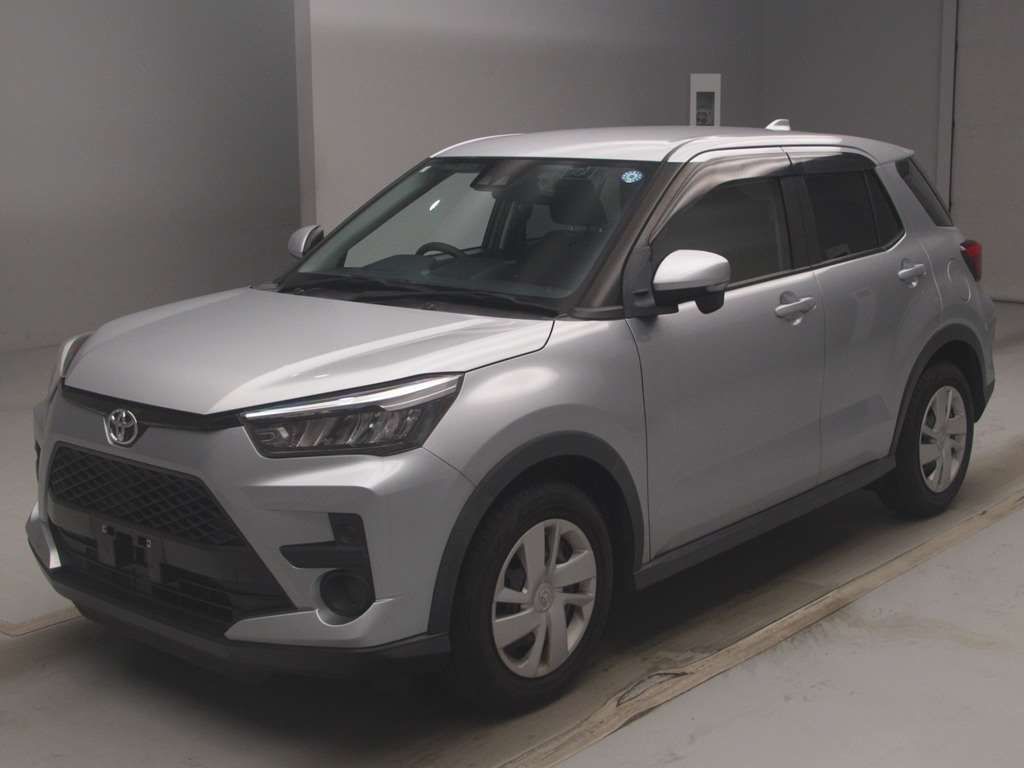 2021 Toyota Raize X S 4WD Japan auction vehicle