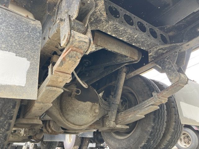 2018 Isuzu Elf dump auction photo 8