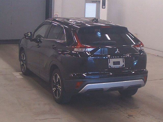 2021 Mitsubishi Eclipse Cross G Plus Package auction photo 2