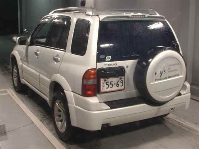 2003 Suzuki エスクード 4WD auction photo 2