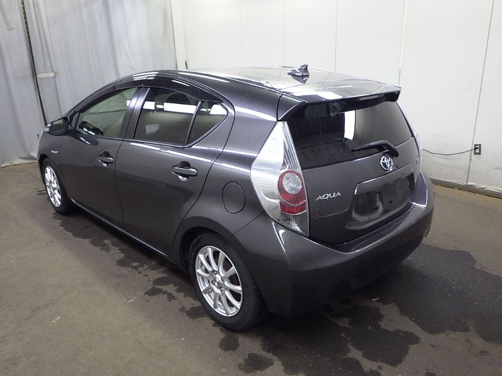 2014 Toyota Aqua G auction photo 5