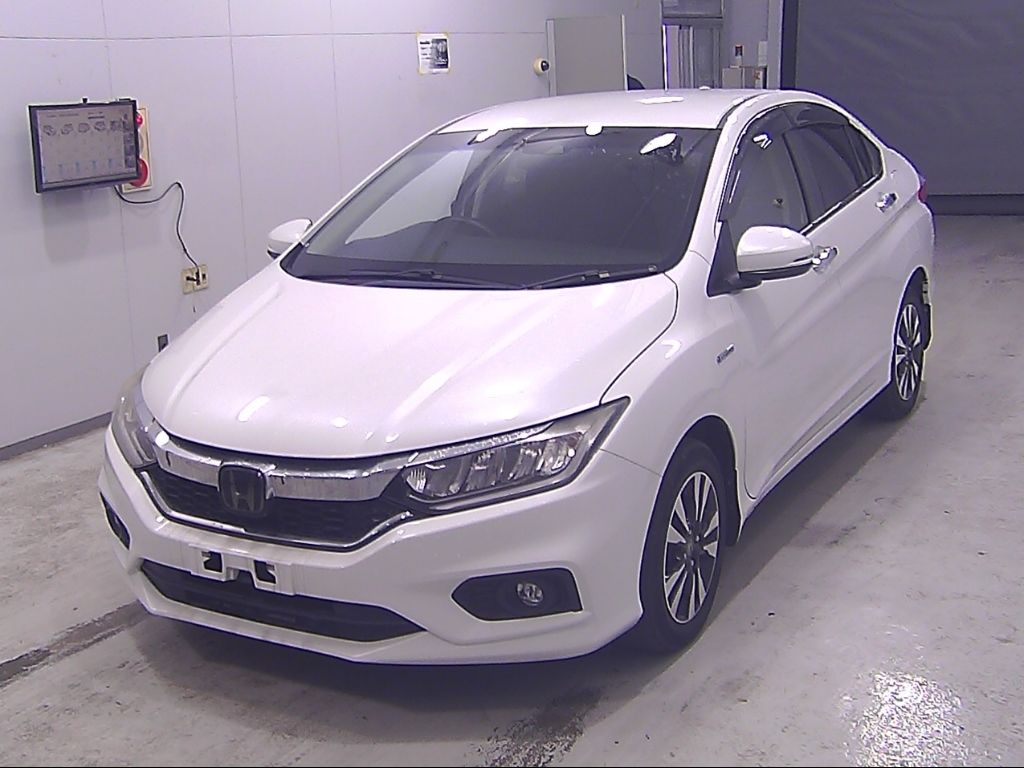 2019 Honda Grace Hybrid LX Honda Sensing auction photo 4