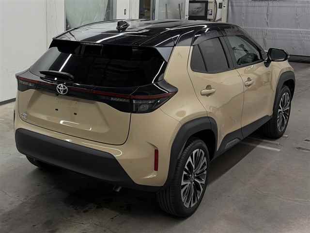 2023 Toyota Yaris Cross Z auction photo 5
