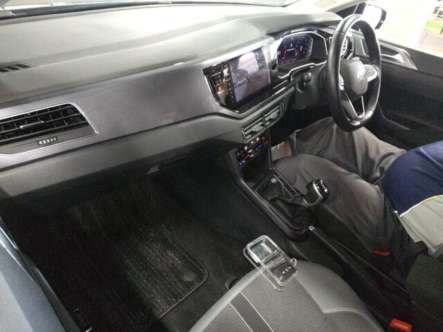 2023 Volkswagen ポロ TSIスタイル auction photo 3