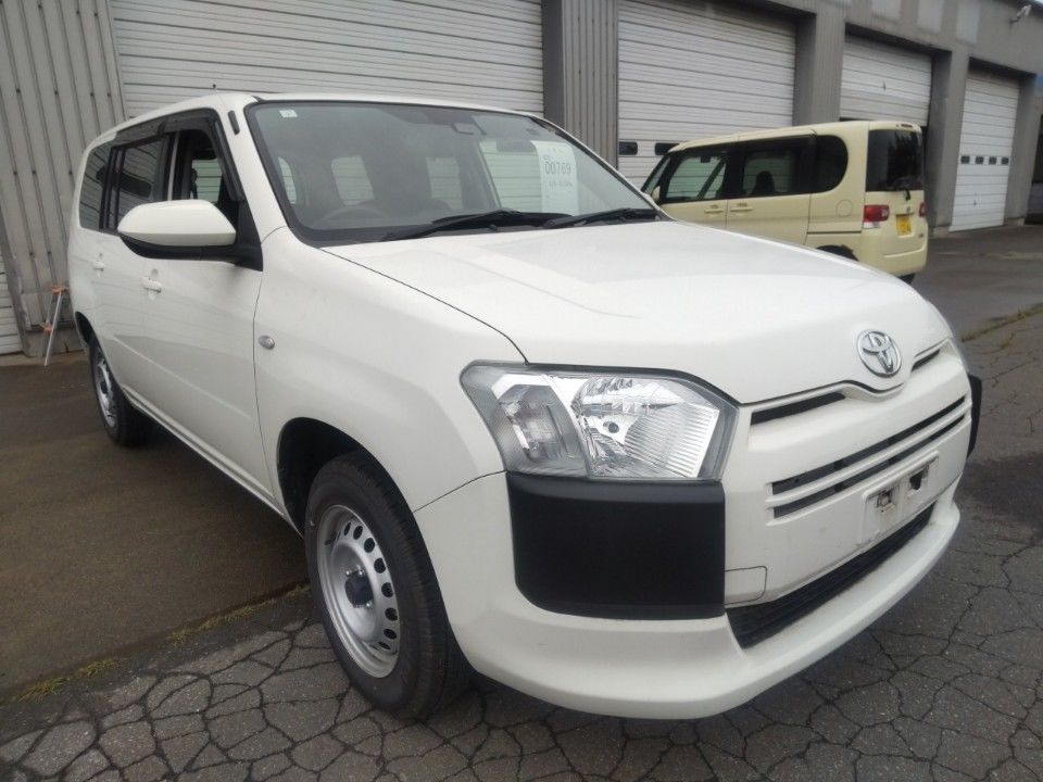 2021 Toyota Probox auction photo 4
