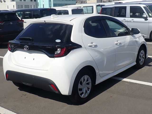 2020 Toyota Yaris X auction photo 2
