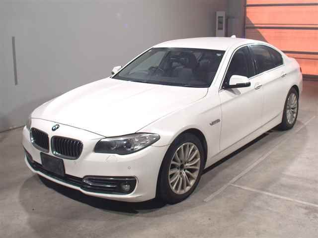 2015 BMW 5 Series 523d Japan auction vehicle