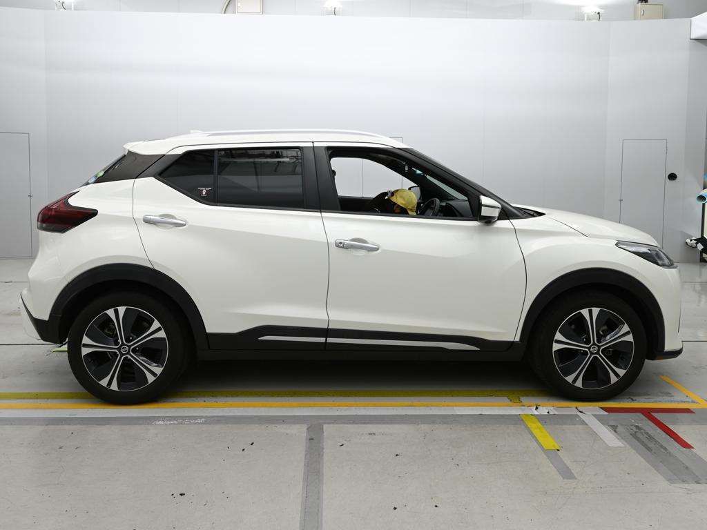 2021 Nissan Kicks X auction photo 3