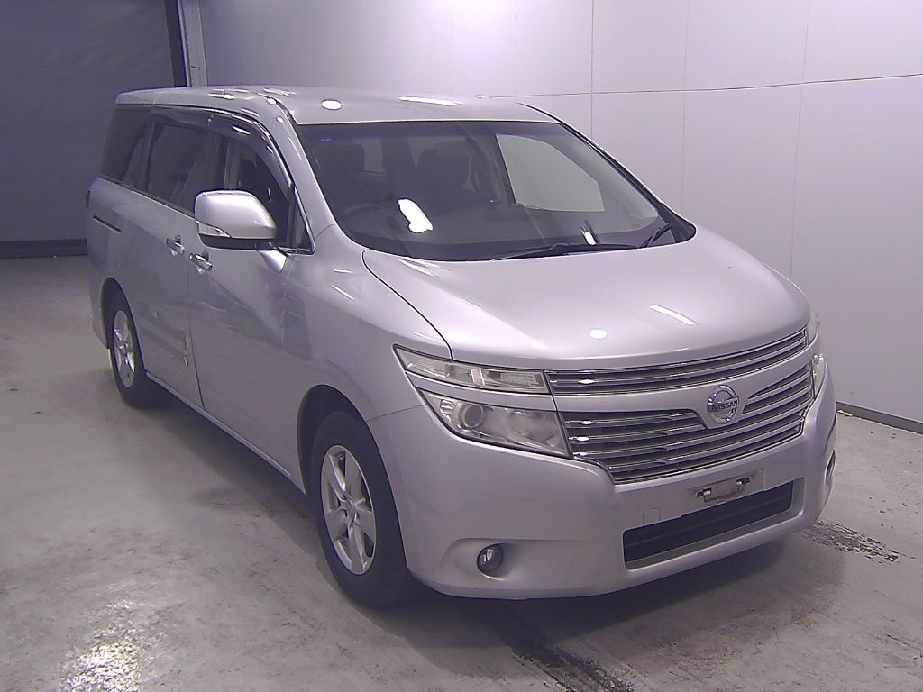 Japan Auction Vehicles 14 2013 Nissan Elgrand 250XG auction photo