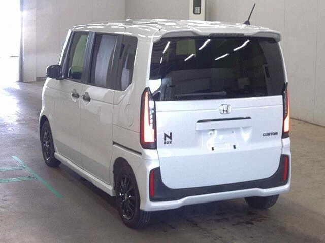 2026 Honda N-BOX Black Style auction photo 2