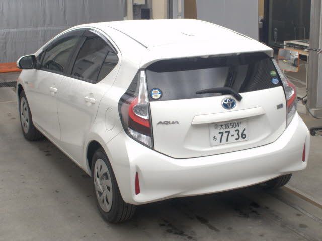 2020 Toyota Aqua S auction photo 2