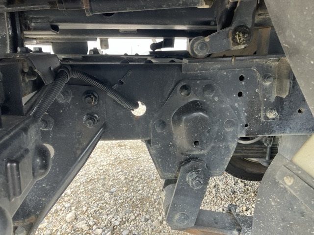2018 Isuzu Elf dump auction photo 7