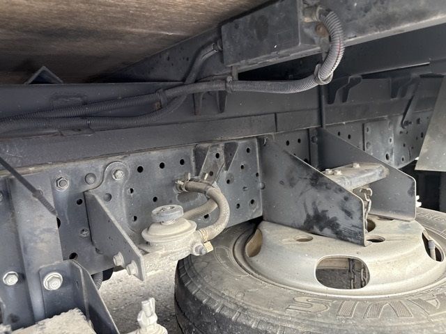2013 Isuzu Elf Aluminum Van PG auction photo 12