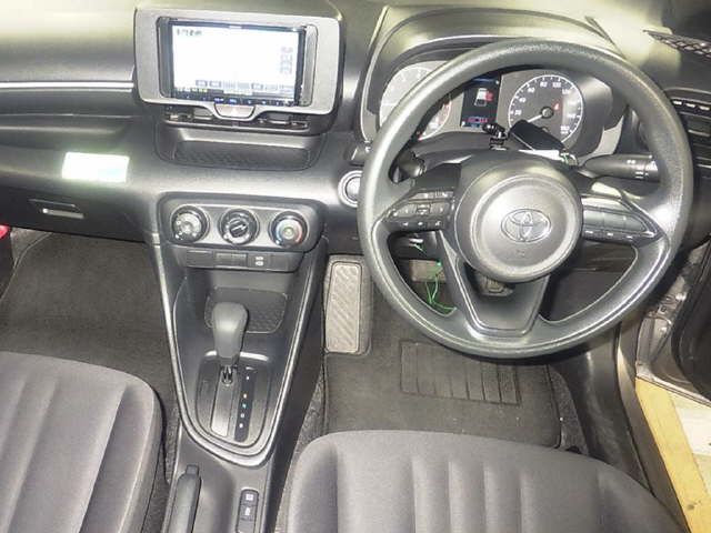 2024 Toyota Yaris X auction photo 3