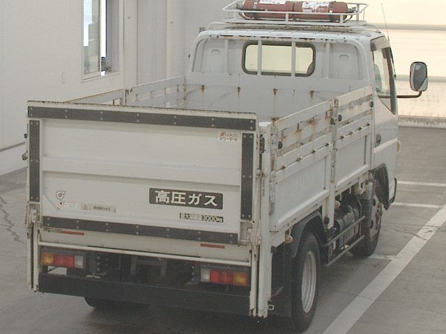 2019 Mitsubishi Fuso Canter Flatbed auction photo 2