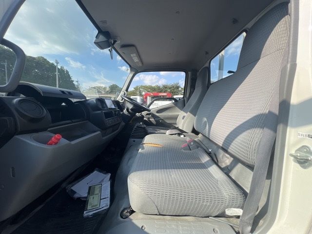 2017 Toyota Dyna ヒラ PG auction photo 5