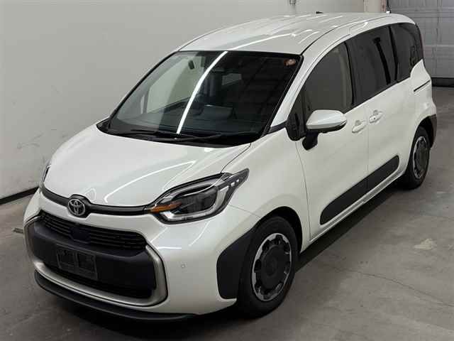2022 Toyota Sienta Z auction photo 4