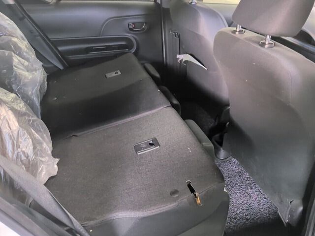 2014 Toyota Aqua auction photo 6