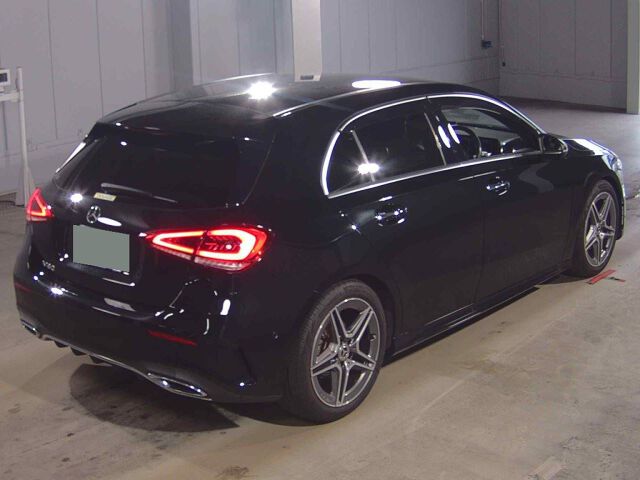 2020 Mercedes-Benz A-Class A180スタイルAMGライ auction photo 5