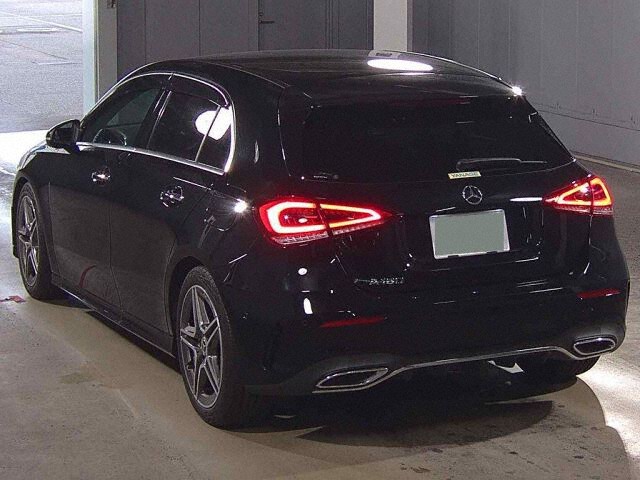 2020 Mercedes-Benz A-Class A180スタイルAMGライ auction photo 2