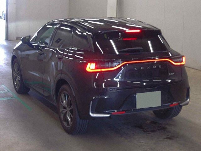 2024 Lexus LBX relax auction photo 2
