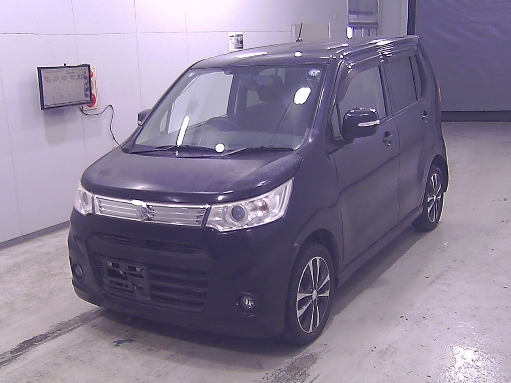 2013 Suzuki Wagon R スティングレーT auction photo 4