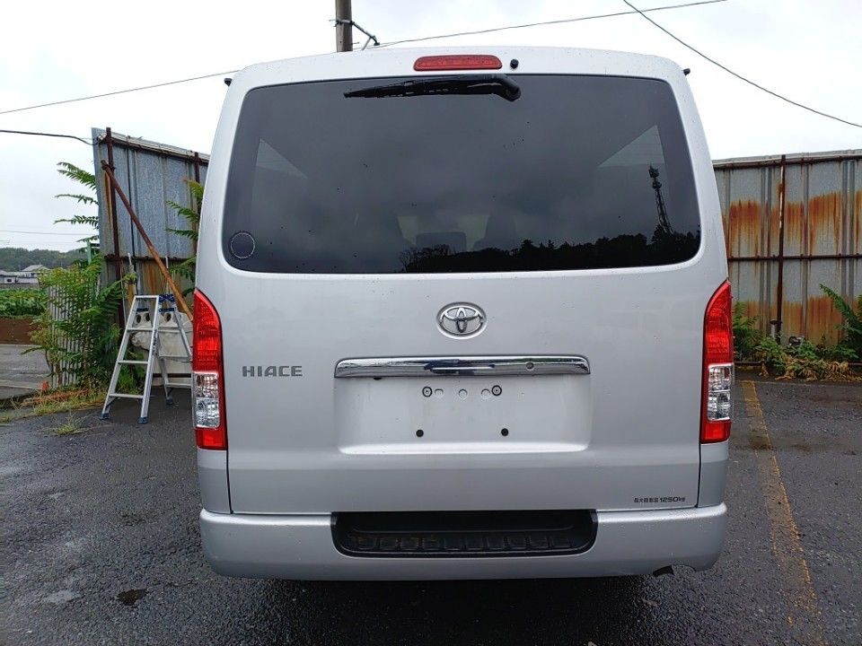 2021 Toyota Hiace auction photo 5