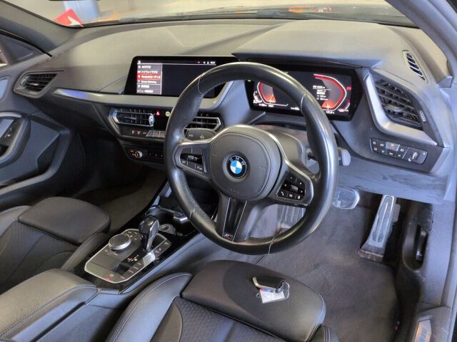 2020 BMW 1 Series 118D MスEジョイ+ auction photo 3