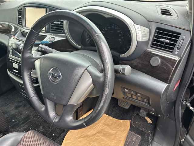 2011 Nissan Elgrand Highway Star auction photo 3