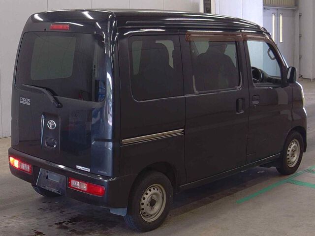 2012 Toyota Pixis Van Deluxe 4WD auction photo 5