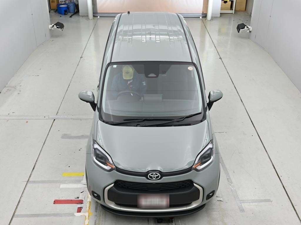 2023 Toyota Sienta ハイブリッドZ auction photo 7