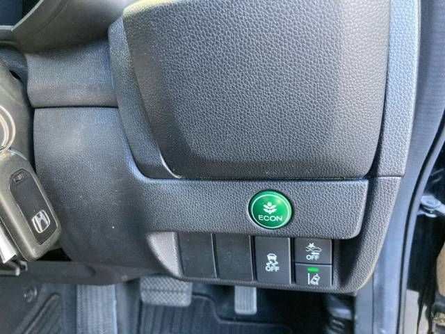 2017 Honda Fit 13G・L ホンダセンシング auction photo 5