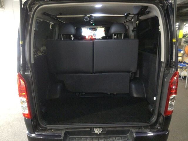 2018 Toyota Hiace L Super GL Dark 4WD auction photo 6