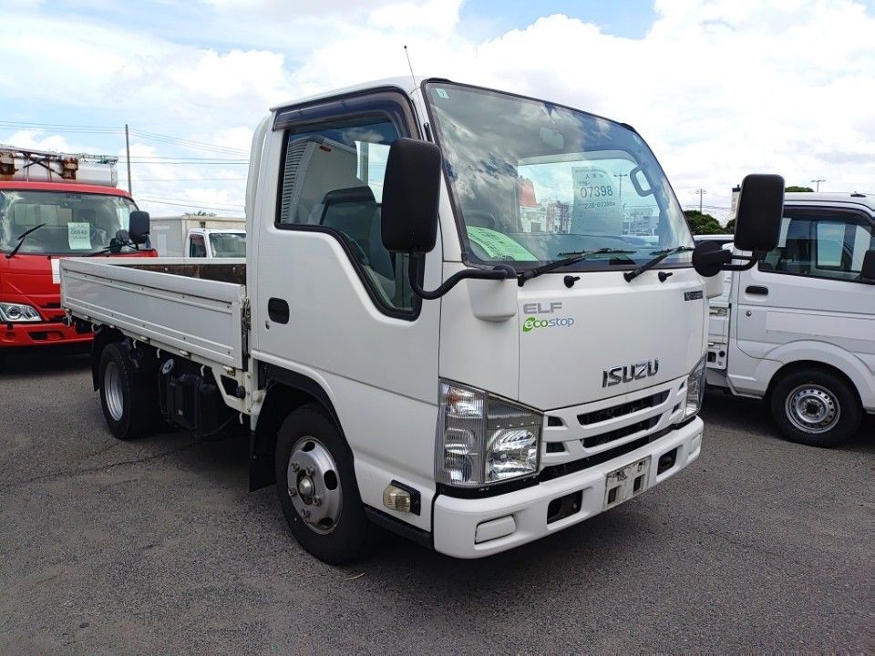 2017 Isuzu Elf auction photo 4